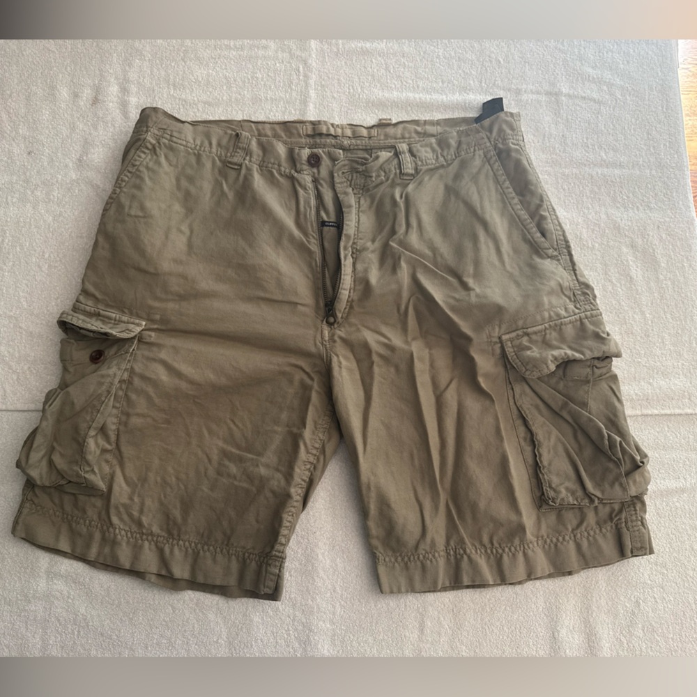 Nautica Men's Khaki Cargo Shorts XL - Great Condition